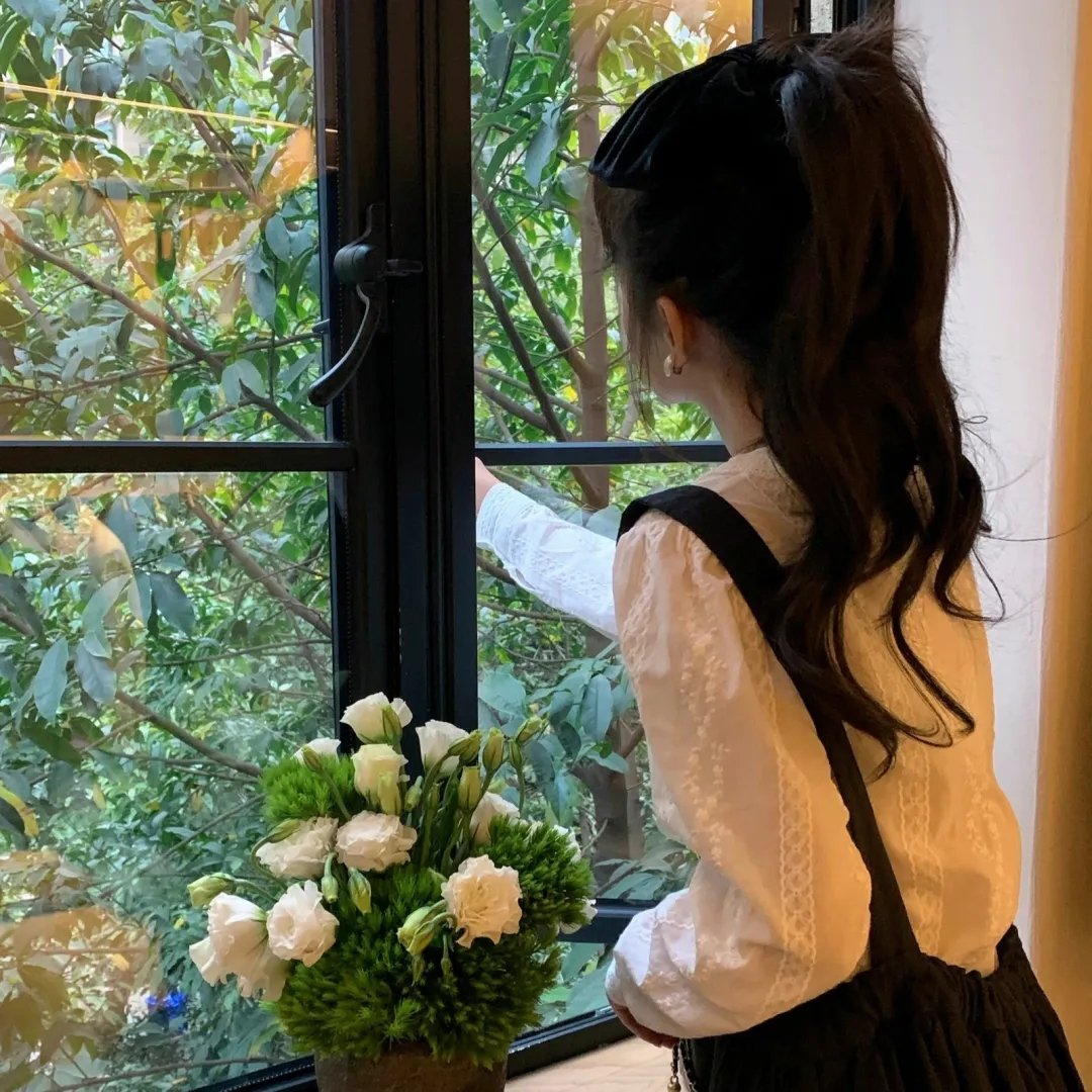 我是异能老婆，勇闯六零